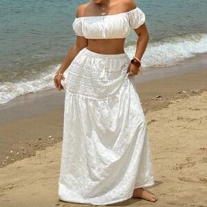 Sunnyshic 2 Pieces Set: Lace Skirt and Crop Top